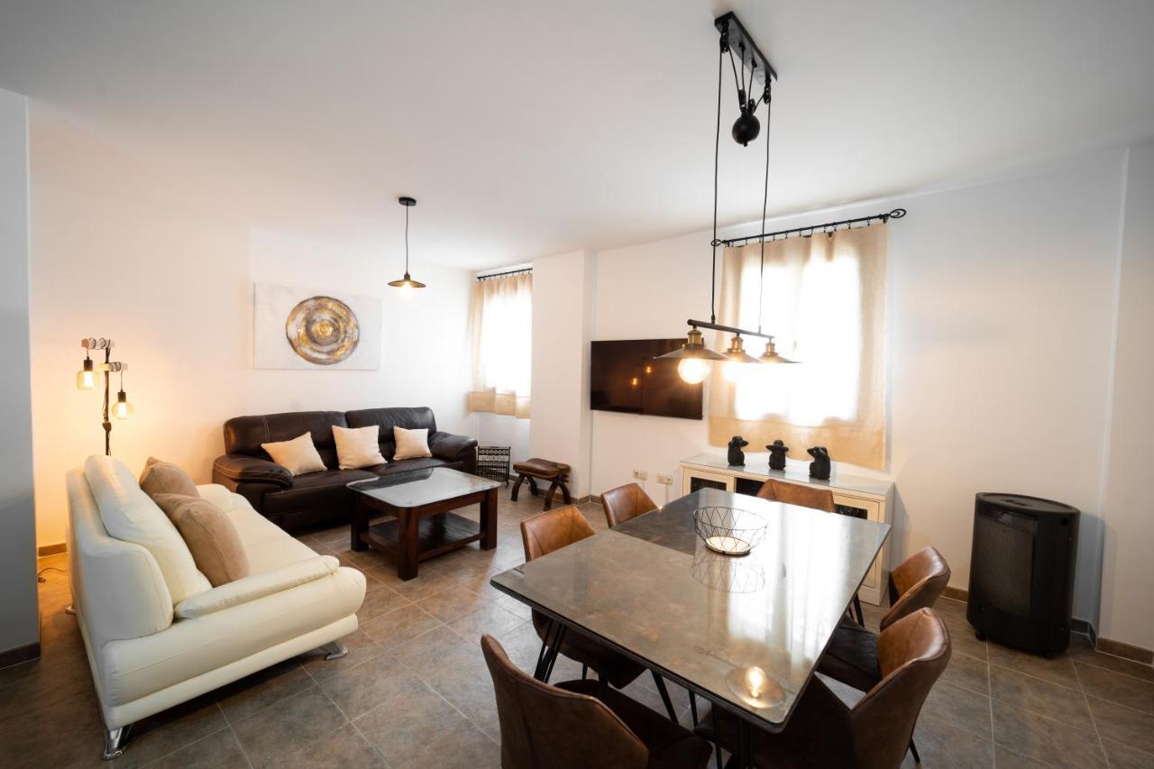 Duplex 8 Canos Ronda Exterior photo