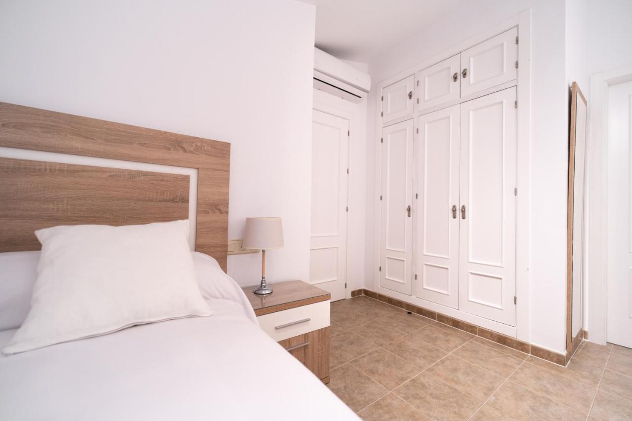 Duplex 8 Canos Ronda Exterior photo