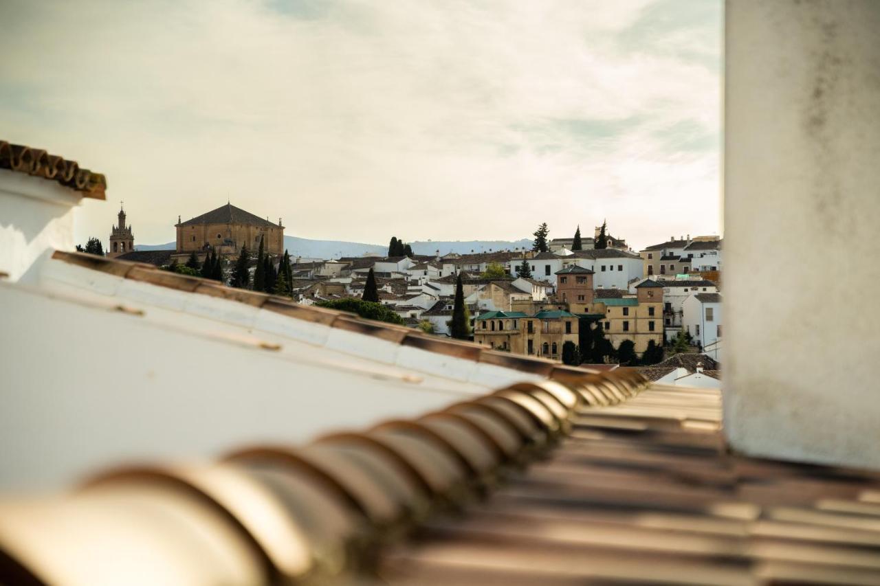 Duplex 8 Canos Ronda Exterior photo